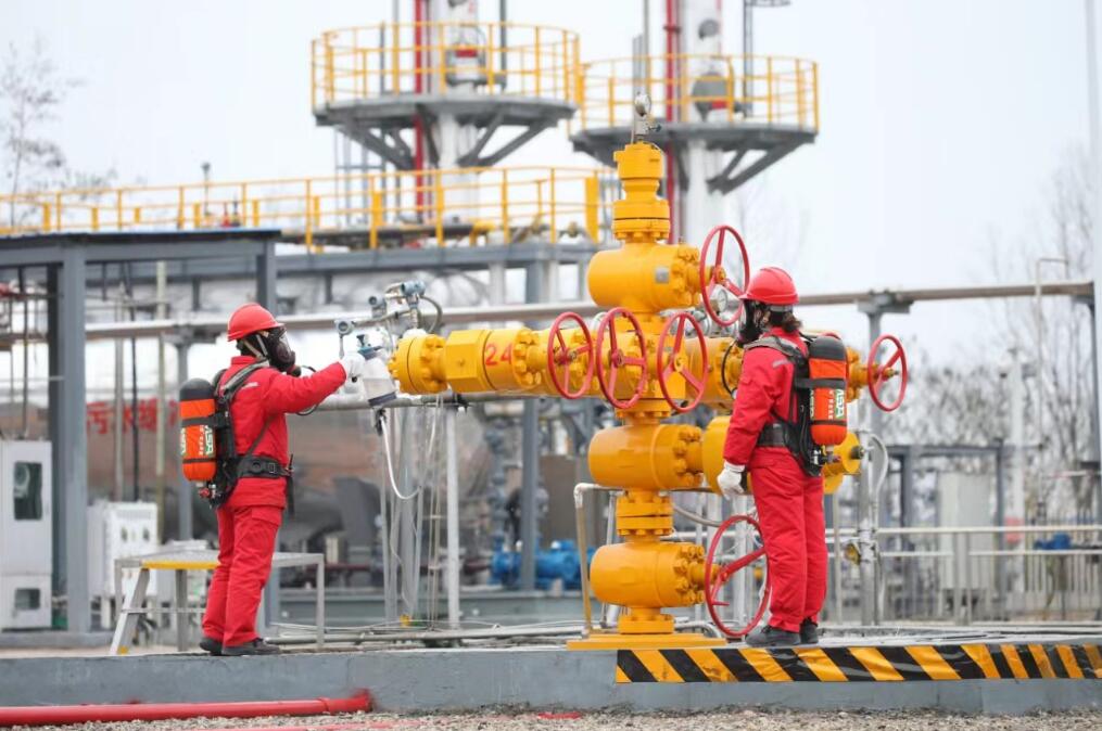 中国石化西南石油局上半年天然气产量突破50亿立方米 彰显油气设备稳定支撑